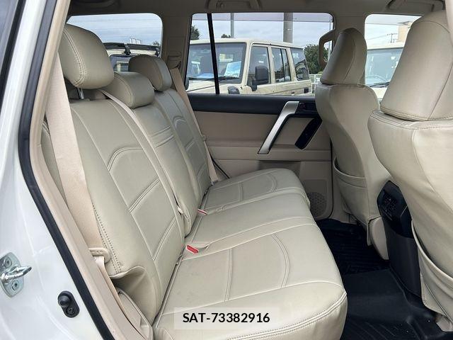 Toyota LAND CRUISER PRADO 2023-01 8880364-7