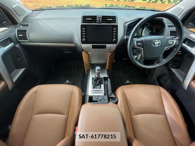 Toyota LAND CRUISER PRADO 2022-07 8883819-1