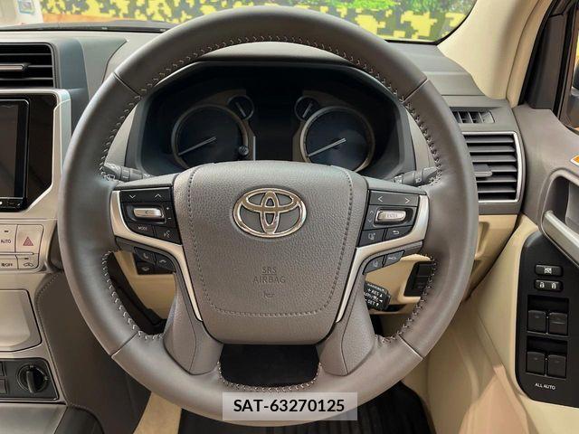 Toyota LAND CRUISER PRADO 2023-09 8883818-11