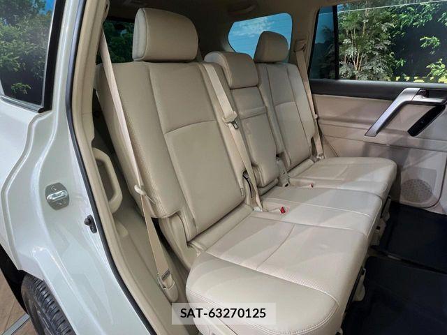 Toyota LAND CRUISER PRADO 2023-09 8883818-8