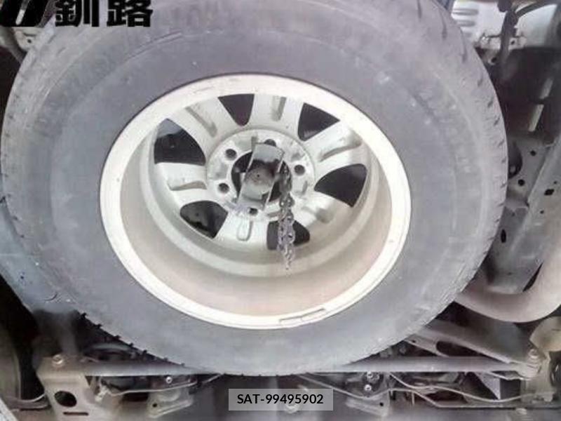 Toyota LAND CRUISER PRADO 2011-03 8095247-12