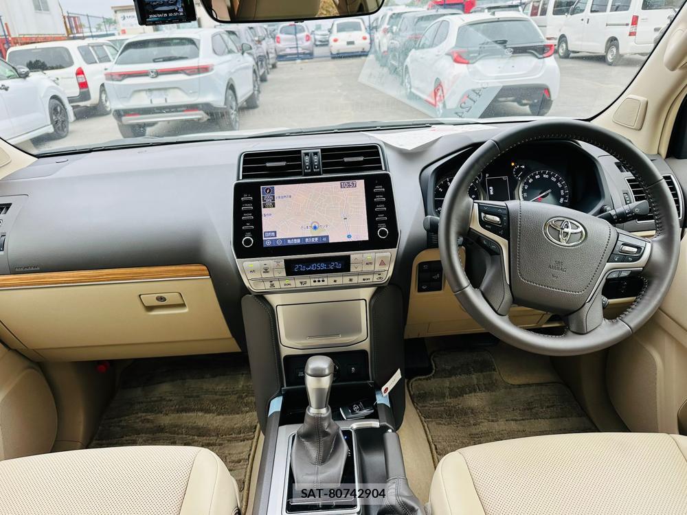 Toyota LAND CRUISER PRADO 2023 6558968-12