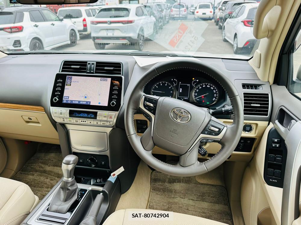 Toyota LAND CRUISER PRADO 2023 6558968-13