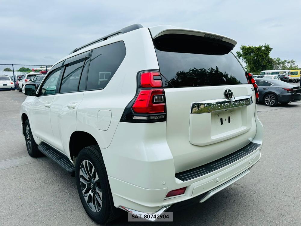 Toyota LAND CRUISER PRADO 2023 6558968-2