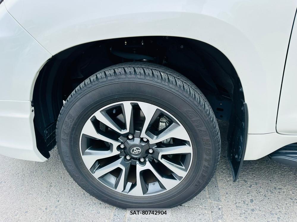 Toyota LAND CRUISER PRADO 2023 6558968-29