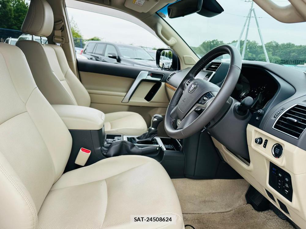 Toyota LAND CRUISER PRADO 2024 7013430-9