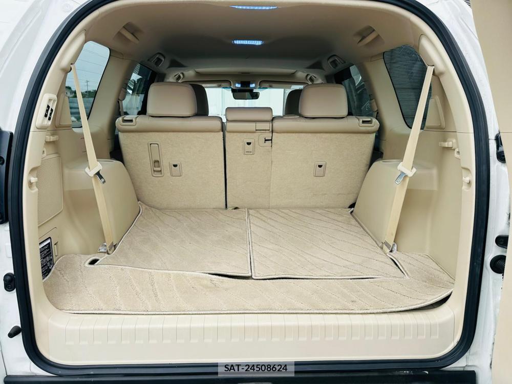 Toyota LAND CRUISER PRADO 2024 7013430-23