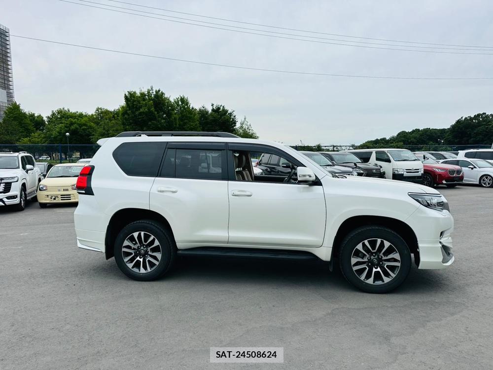 Toyota LAND CRUISER PRADO 2024 7013430-5
