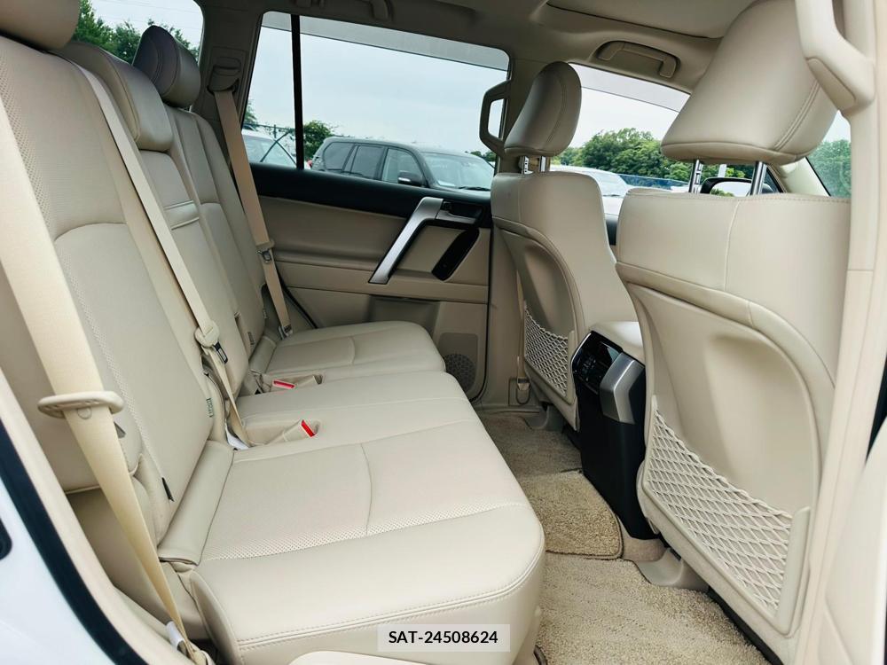 Toyota LAND CRUISER PRADO 2024 7013430-8