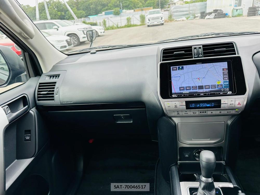 Toyota LAND CRUISER PRADO 2019 7013429-17