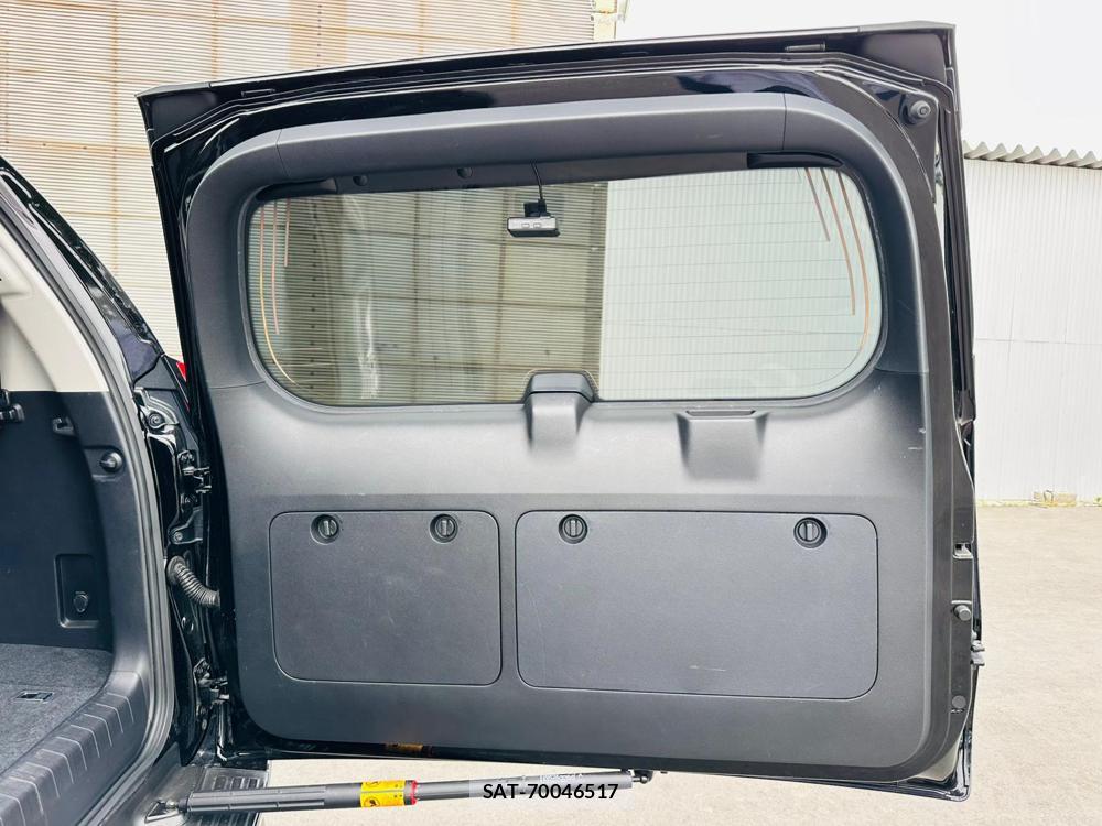 Toyota LAND CRUISER PRADO 2019 7013429-26