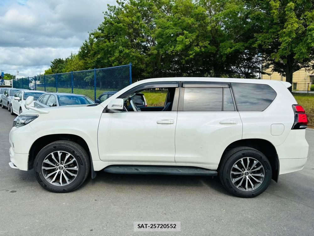 Toyota LAND CRUISER PRADO 2020 7282479-1