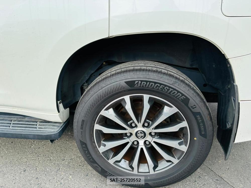 Toyota LAND CRUISER PRADO 2020 7282479-30