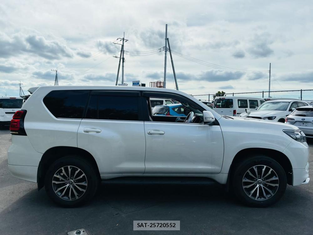 Toyota LAND CRUISER PRADO 2020 7282479-5