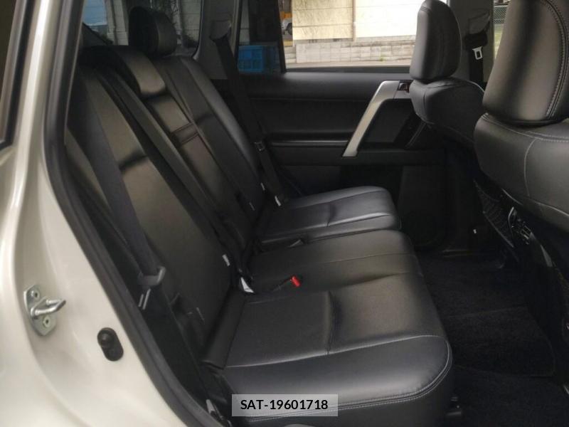 Toyota LAND CRUISER PRADO 2019-08 7686366-5