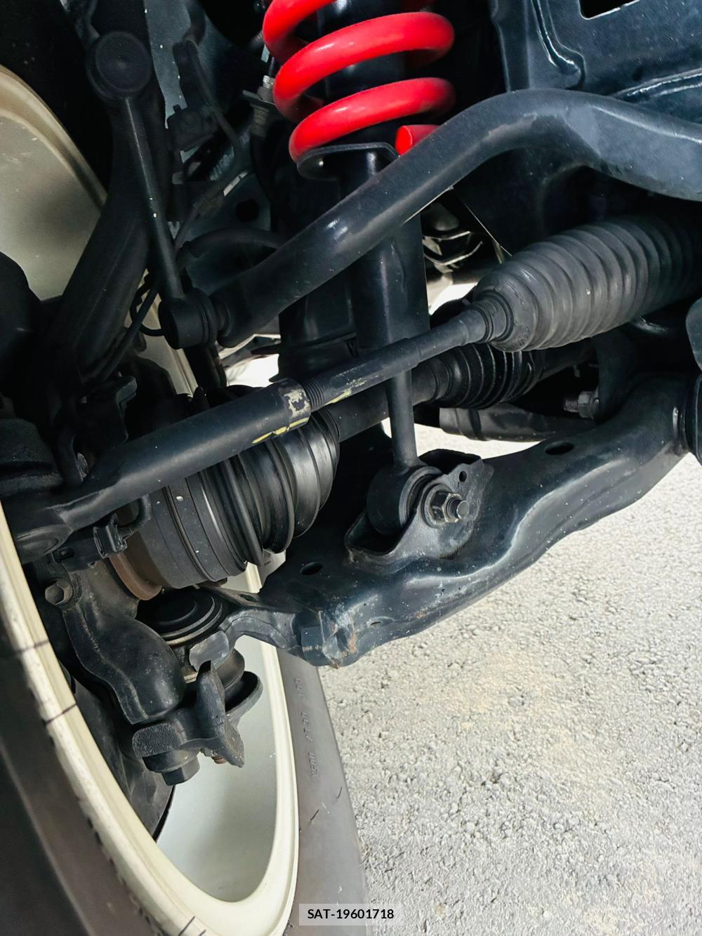 Toyota LAND CRUISER PRADO 2019-08 7686366-33