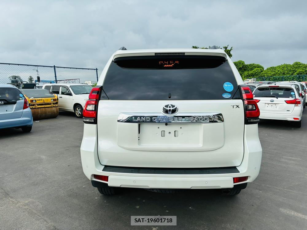 Toyota LAND CRUISER PRADO 2019-08 7686366-3