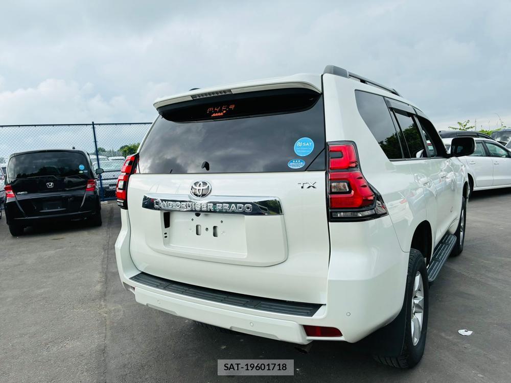 Toyota LAND CRUISER PRADO 2019-08 7686366-4