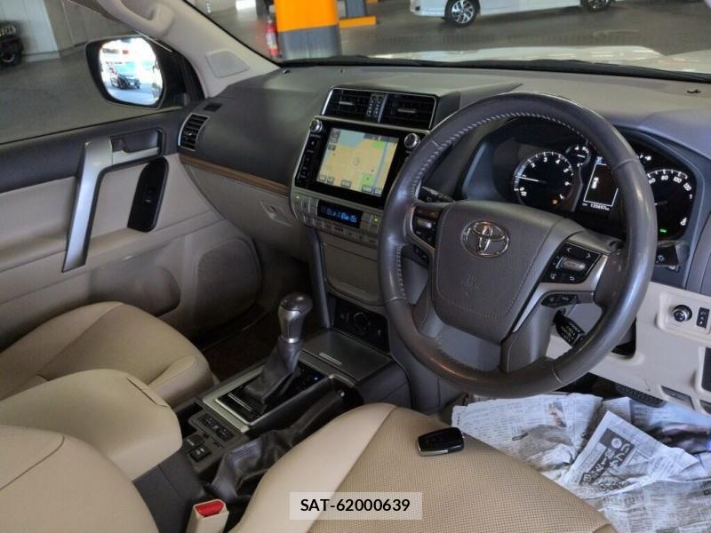 Toyota LAND CRUISER PRADO 2019-03 8066502-4
