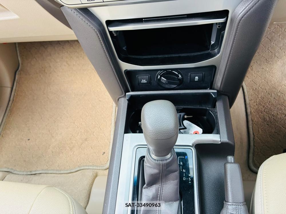 Toyota LAND CRUISER PRADO 2019-04 7970703-15