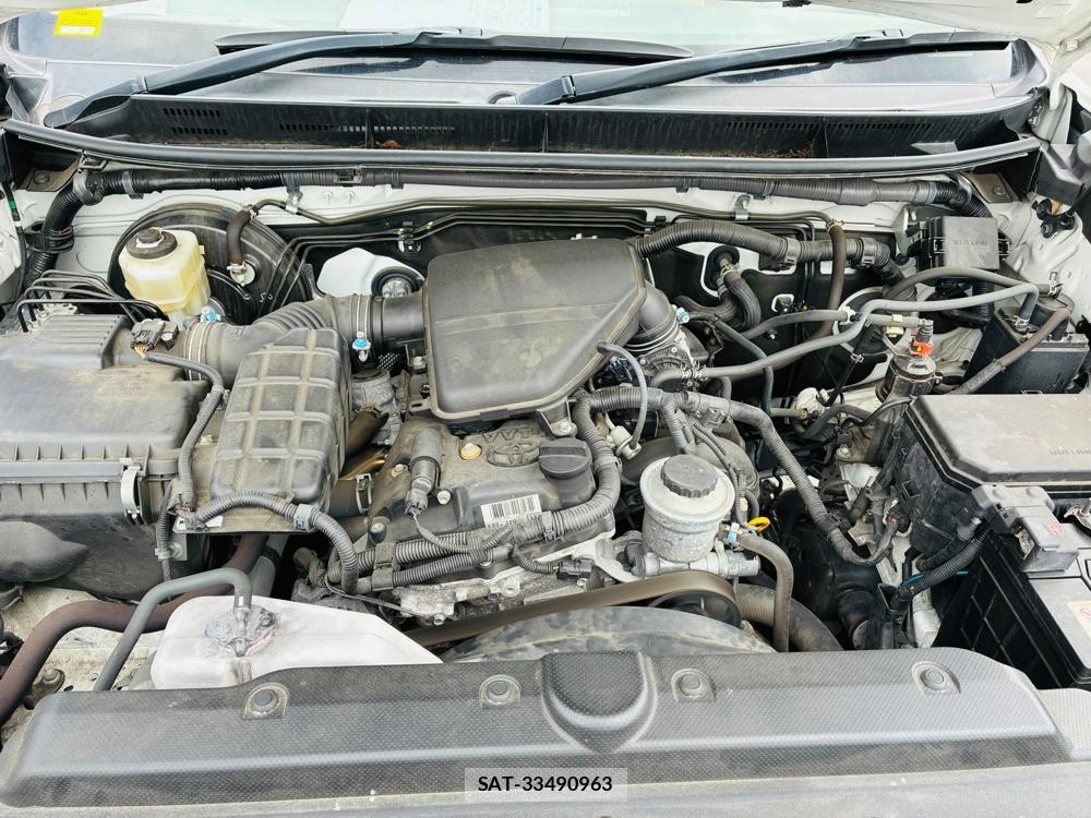 Toyota LAND CRUISER PRADO 2019-04 7970703-36