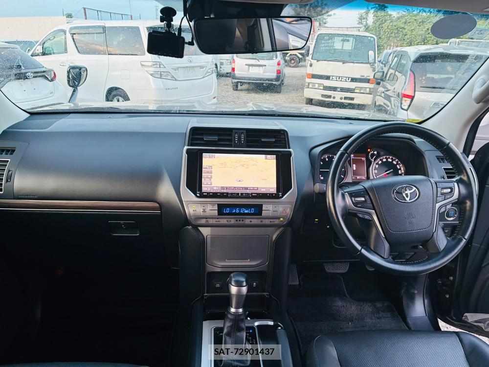 Toyota LAND CRUISER PRADO 2020-02 8501461-12