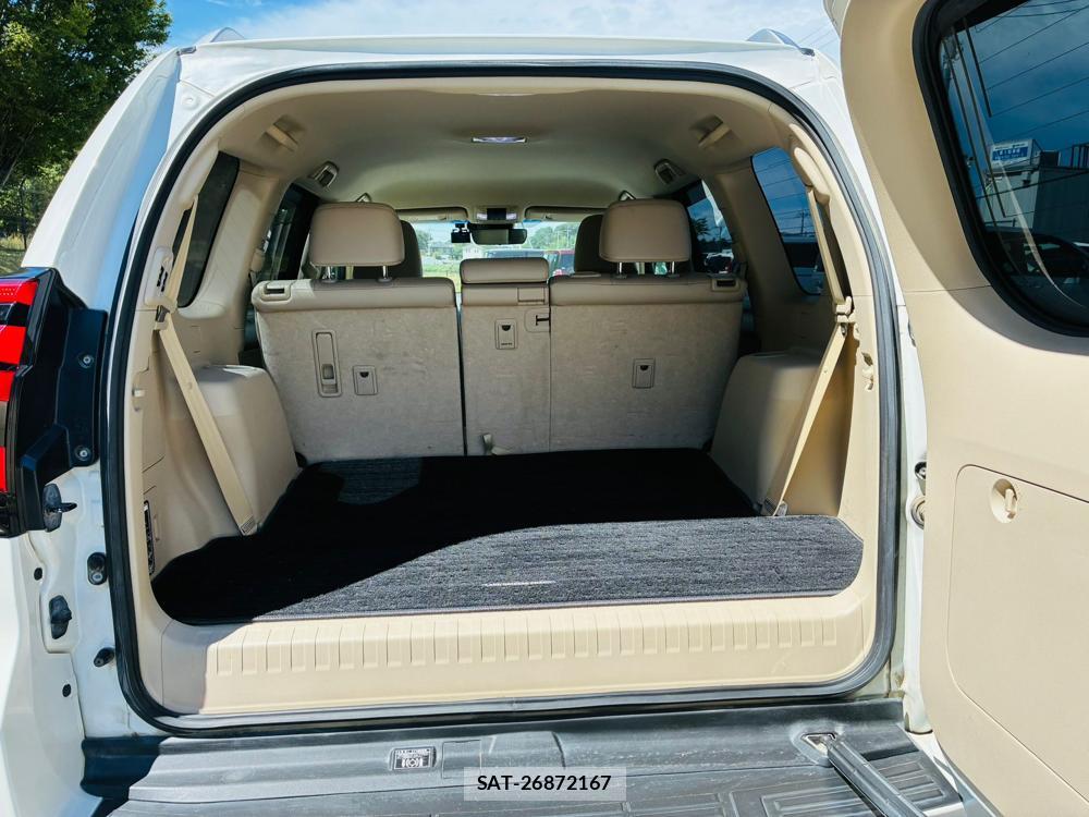 Toyota LAND CRUISER PRADO 2020-05 8484641-26