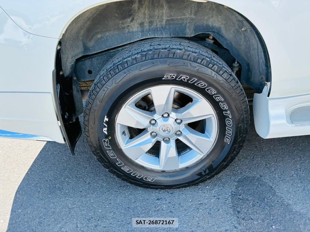 Toyota LAND CRUISER PRADO 2020-05 8484641-29