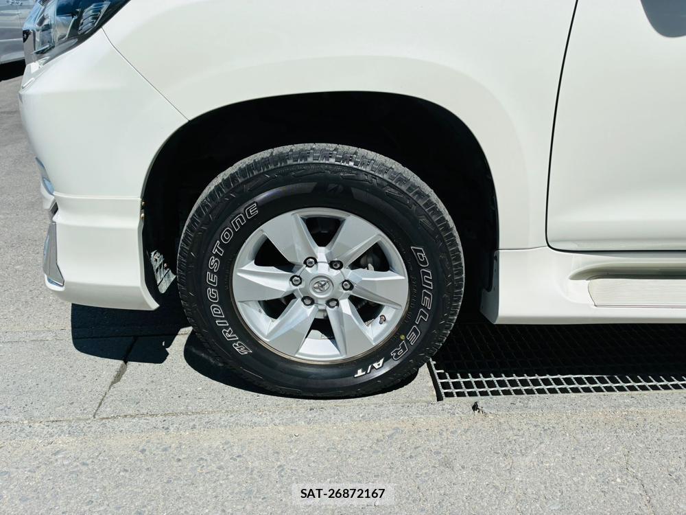 Toyota LAND CRUISER PRADO 2020-05 8484641-31