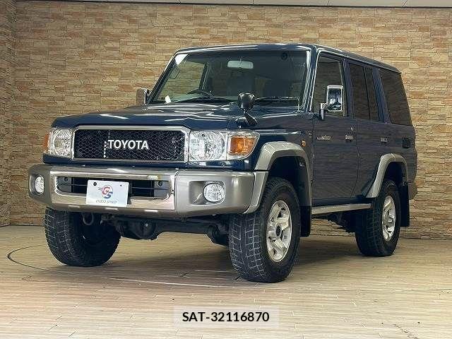 Toyota LAND CRUISER 2015-01 883555-13