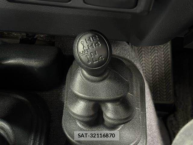 Toyota LAND CRUISER 2015-01 883555-8