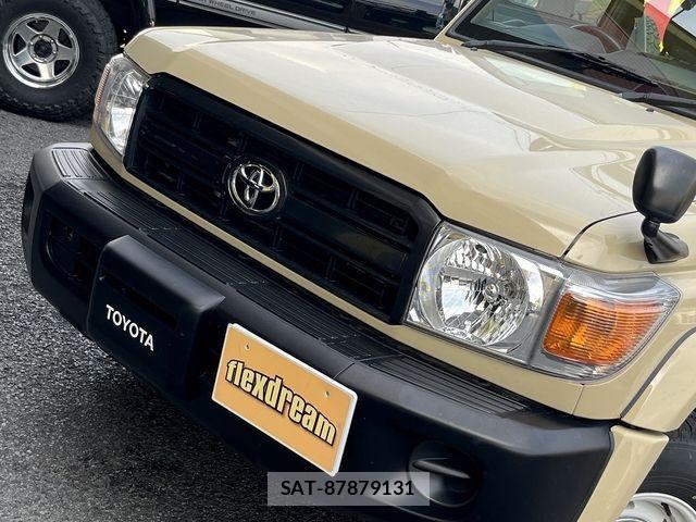 Toyota LAND CRUISER 2015-01 977259-4
