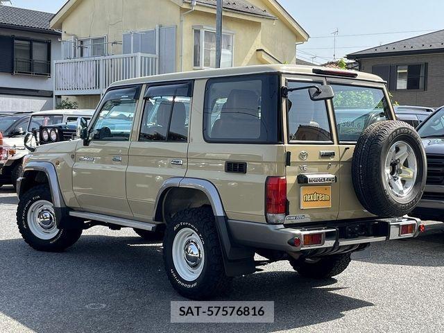 Toyota LAND CRUISER 2014-12 977258-2