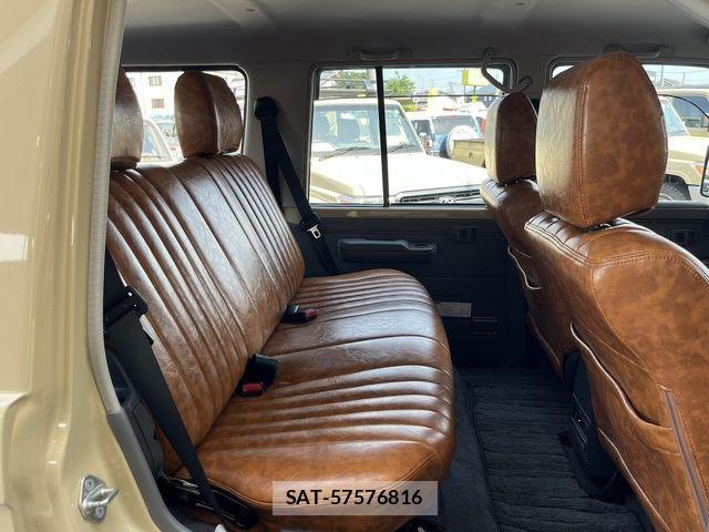 Toyota LAND CRUISER 2014-12 977258-7