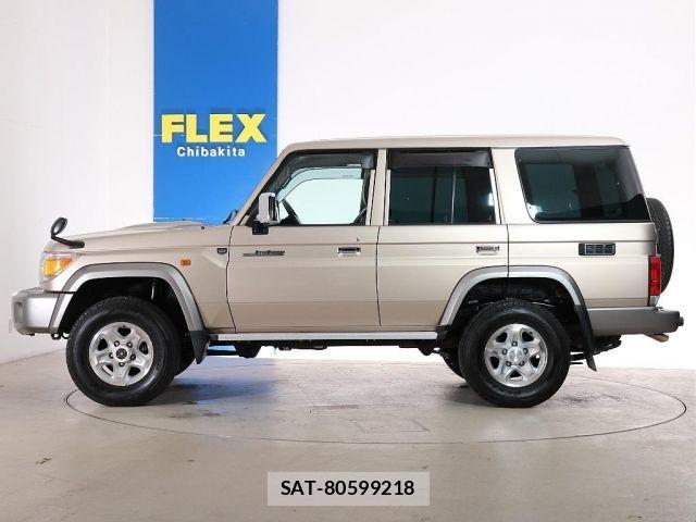 Toyota LAND CRUISER 2015-01 1228492-9