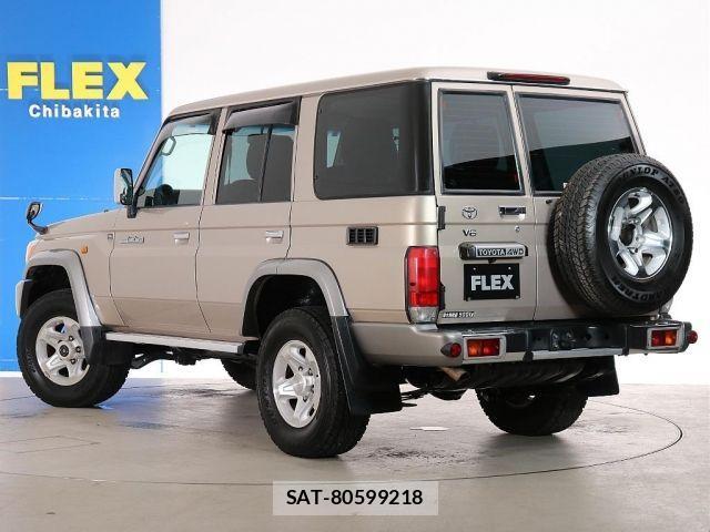Toyota LAND CRUISER 2015-01 1228492-14