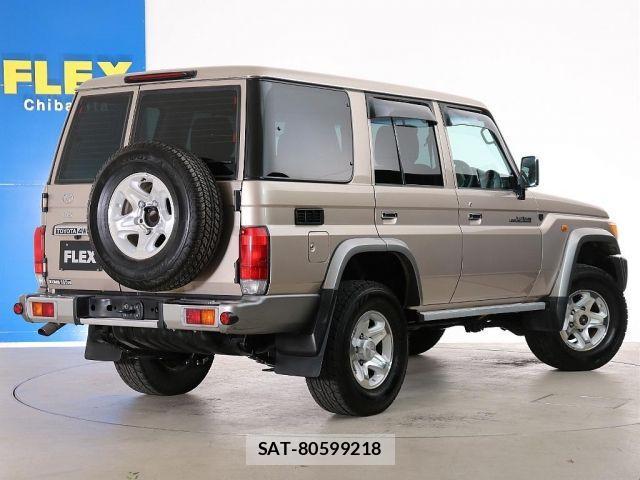 Toyota LAND CRUISER 2015-01 1228492-5