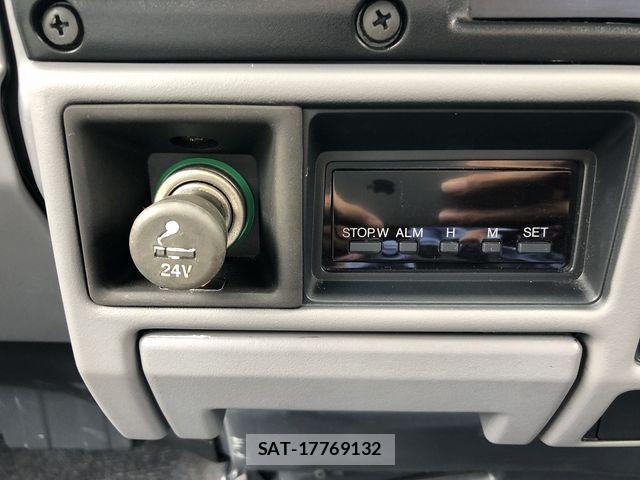 Toyota LAND CRUISER 1991-09 1322116-23