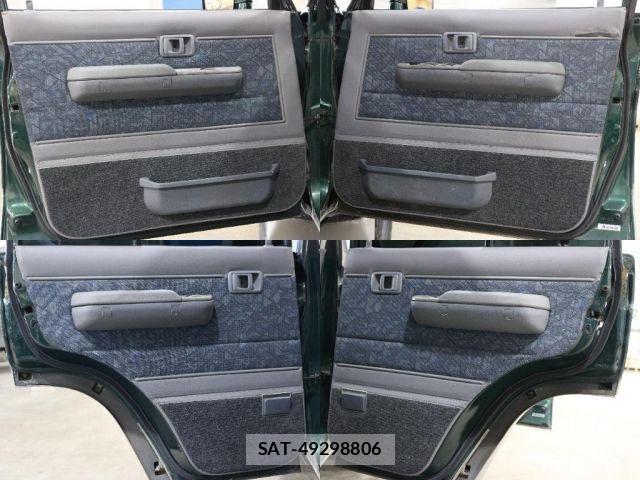 Toyota LAND CRUISER 2003-01 1322122-9