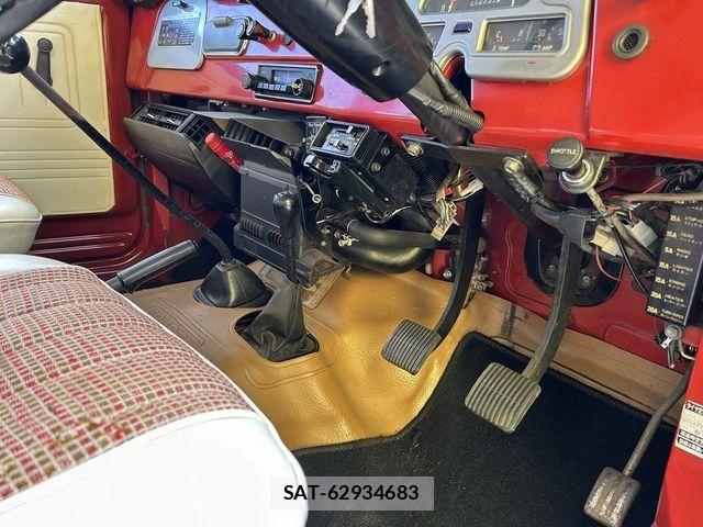 Toyota LAND CRUISER 1981-09 1366524-16