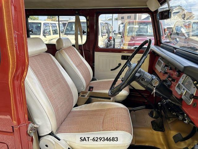 Toyota LAND CRUISER 1981-09 1366524-6
