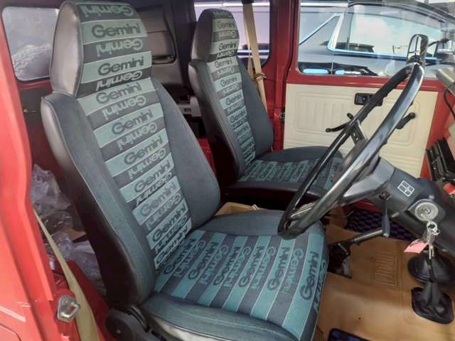 Toyota LAND CRUISER 1980-05 1546388-9