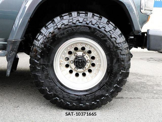 Toyota LAND CRUISER 1989-01 1825905-2