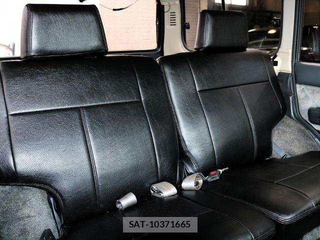 Toyota LAND CRUISER 1989-01 1825905-7