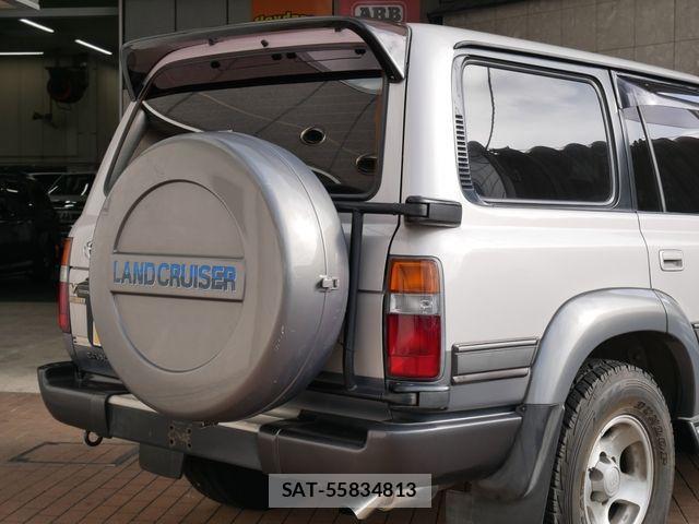 Toyota LAND CRUISER 1995-10 2099846-8