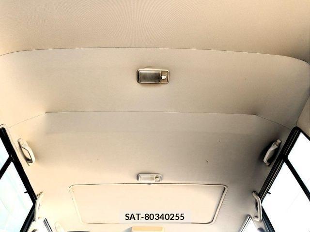 Toyota LAND CRUISER 1994-04 2210678-16