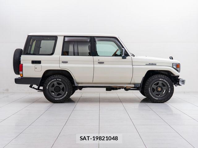Toyota LAND CRUISER 2002-10 3673798-12