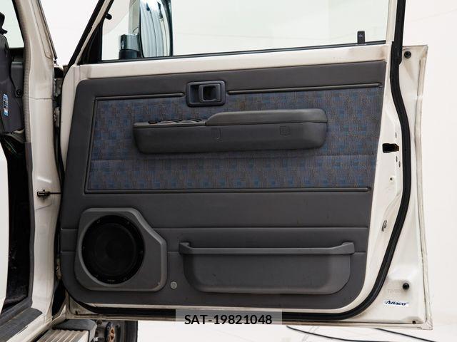 Toyota LAND CRUISER 2002-10 3673798-16