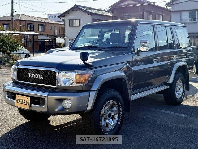 Toyota LAND CRUISER 2015-04 3770969-0