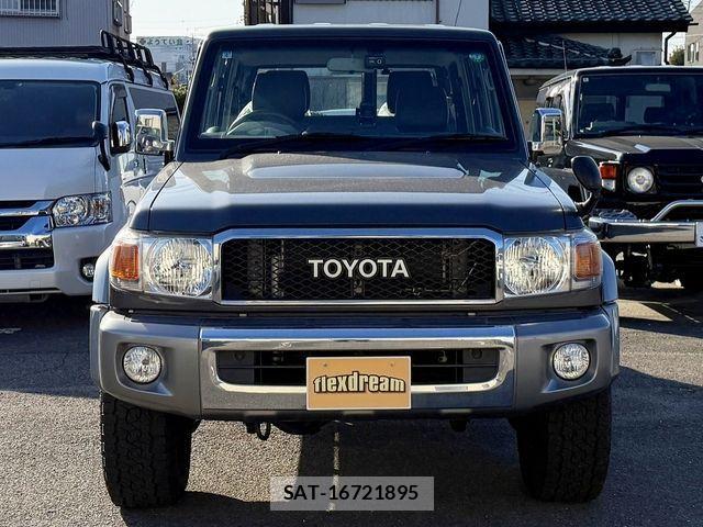 Toyota LAND CRUISER 2015-04 3770969-4